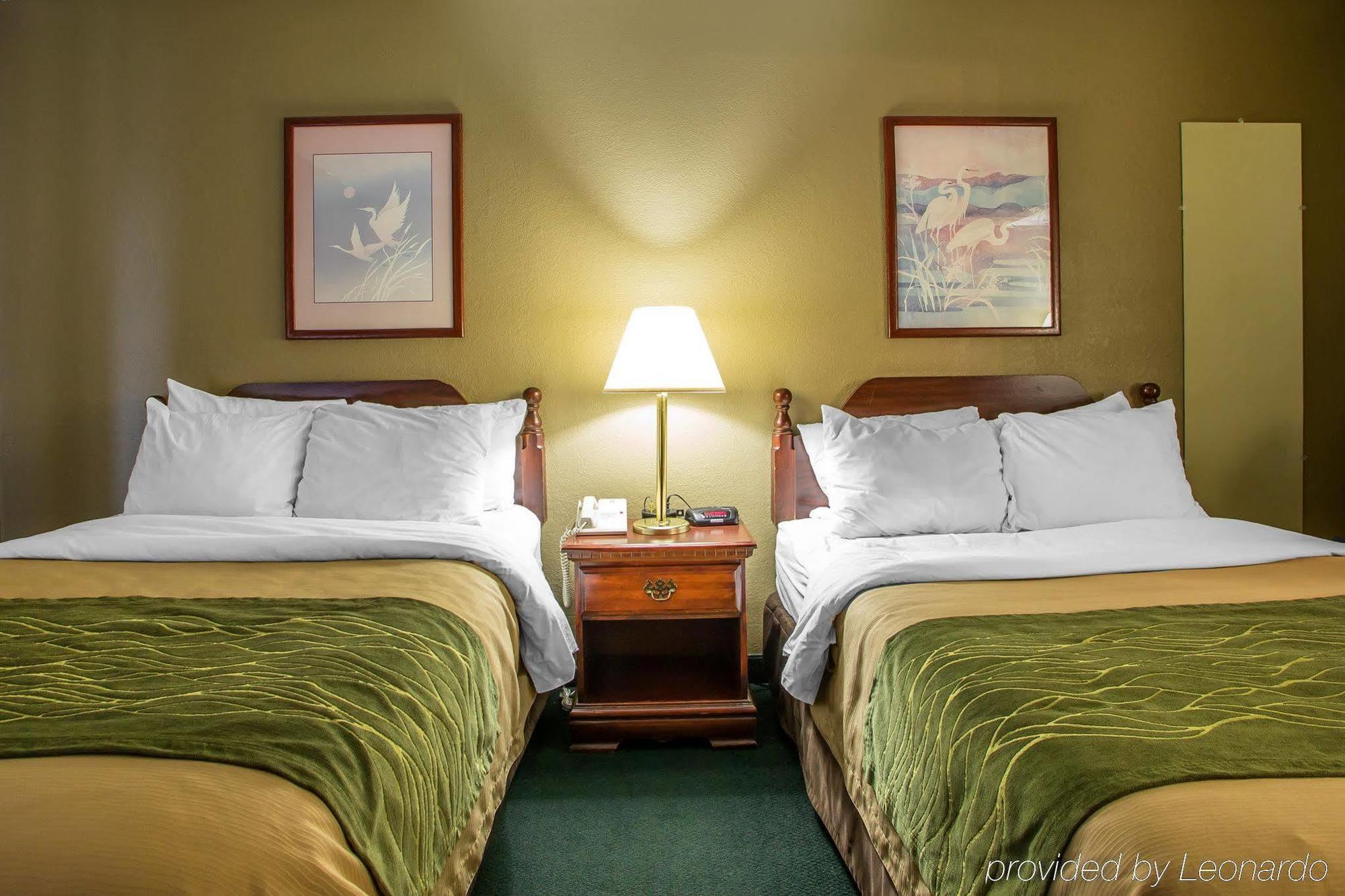 Отель Super 8 By Wyndham Chambersburg I-81 Экстерьер фото