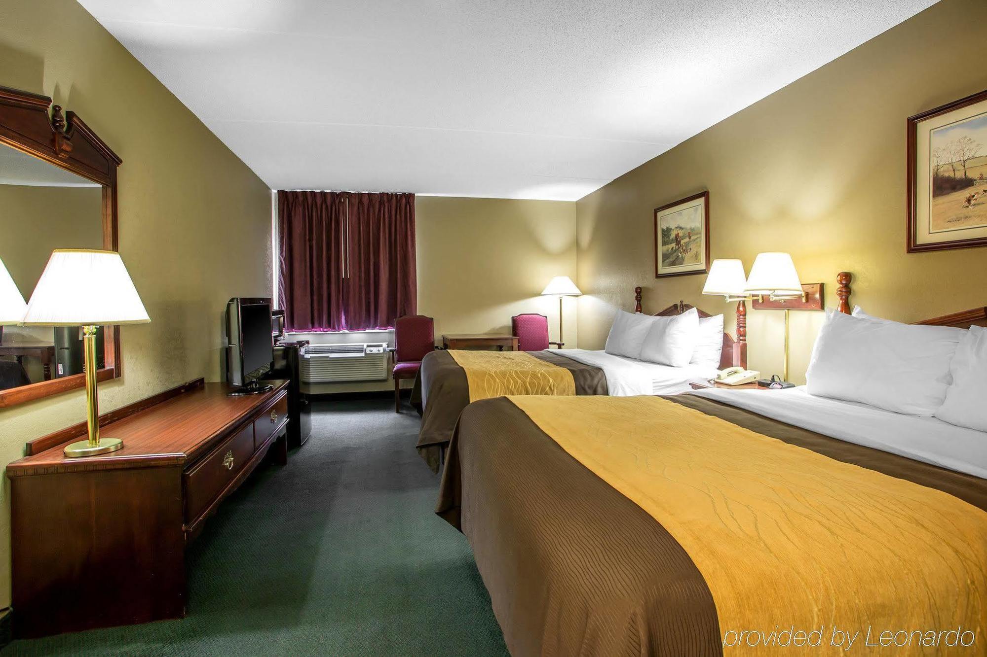 Отель Super 8 By Wyndham Chambersburg I-81 Экстерьер фото