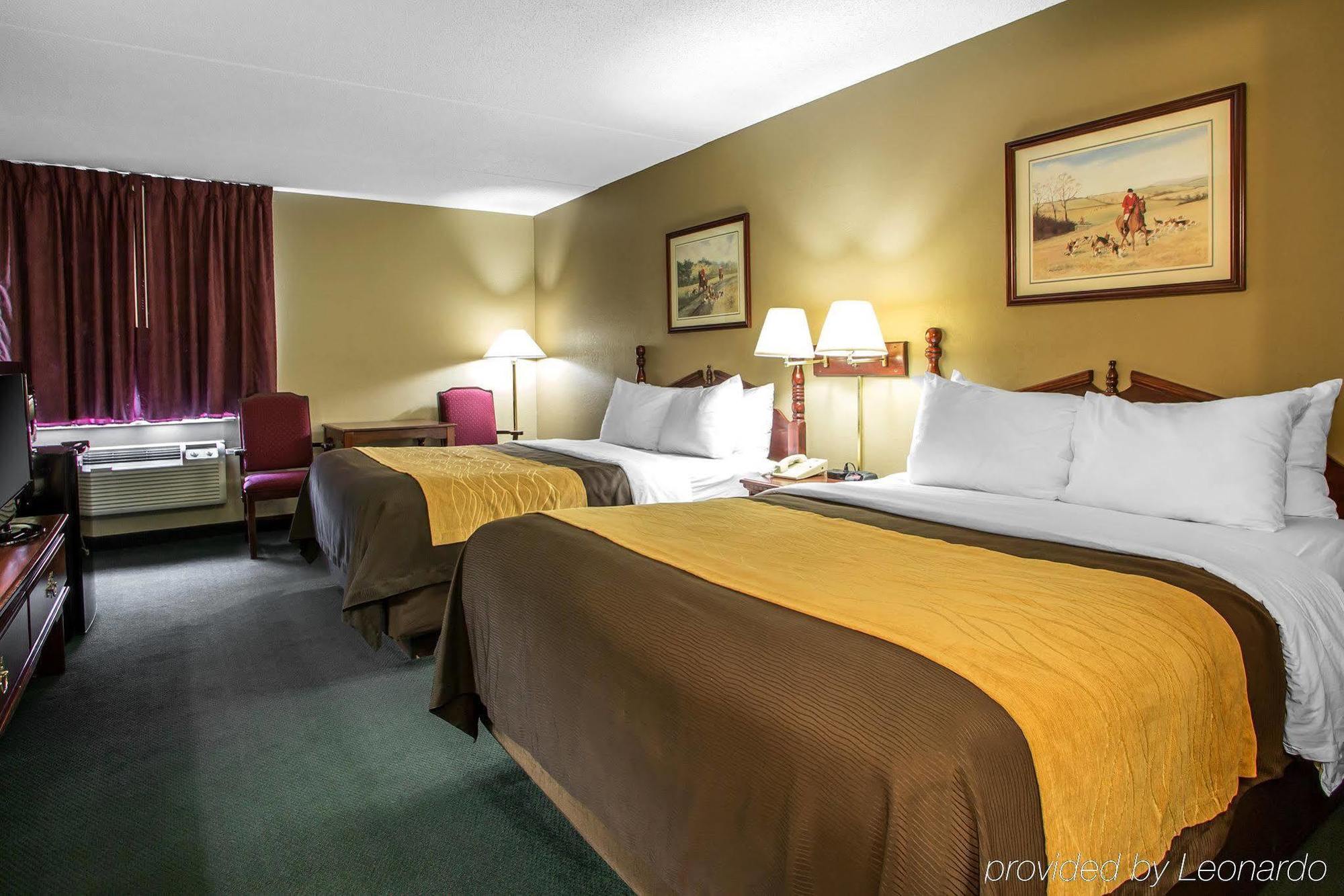 Отель Super 8 By Wyndham Chambersburg I-81 Экстерьер фото