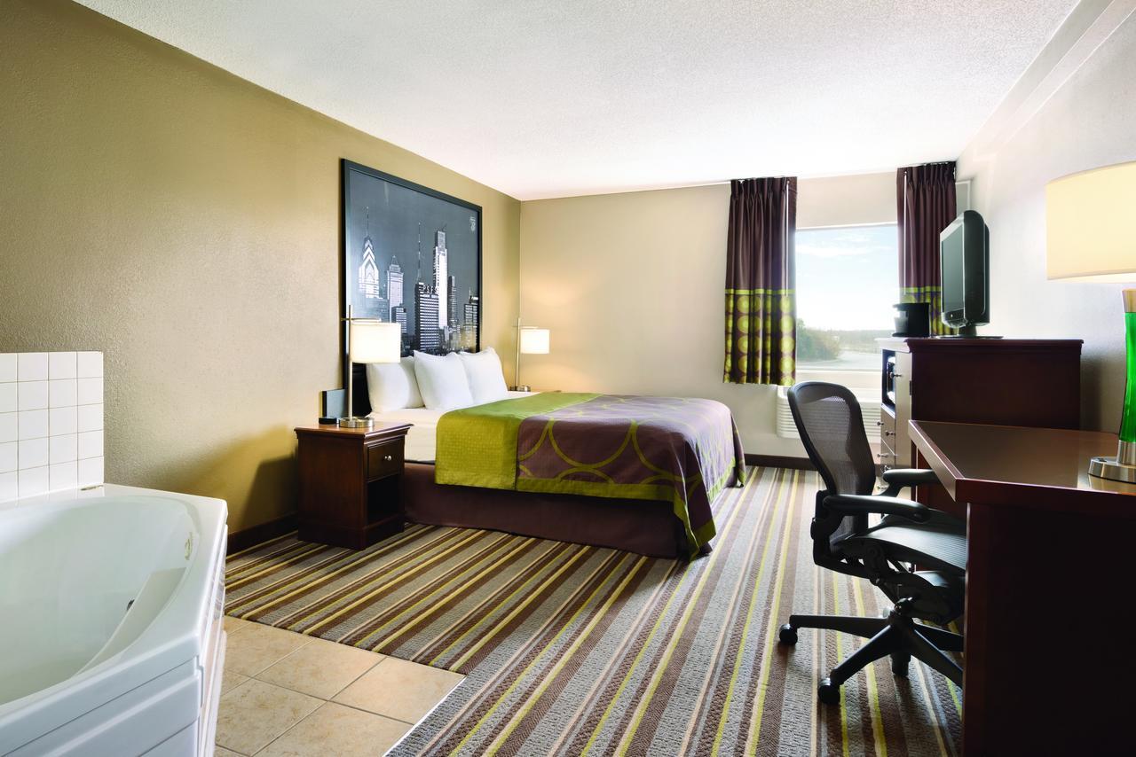 Отель Super 8 By Wyndham Chambersburg I-81 Экстерьер фото