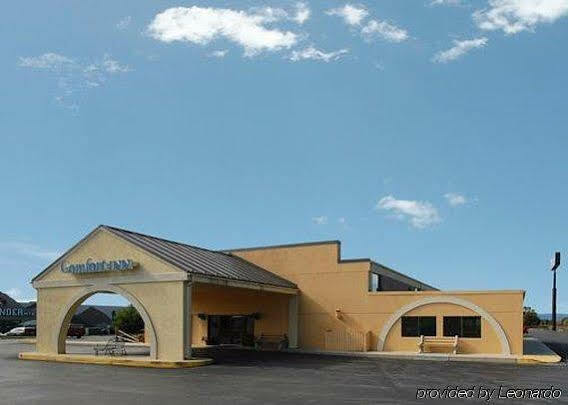 Отель Super 8 By Wyndham Chambersburg I-81 Экстерьер фото